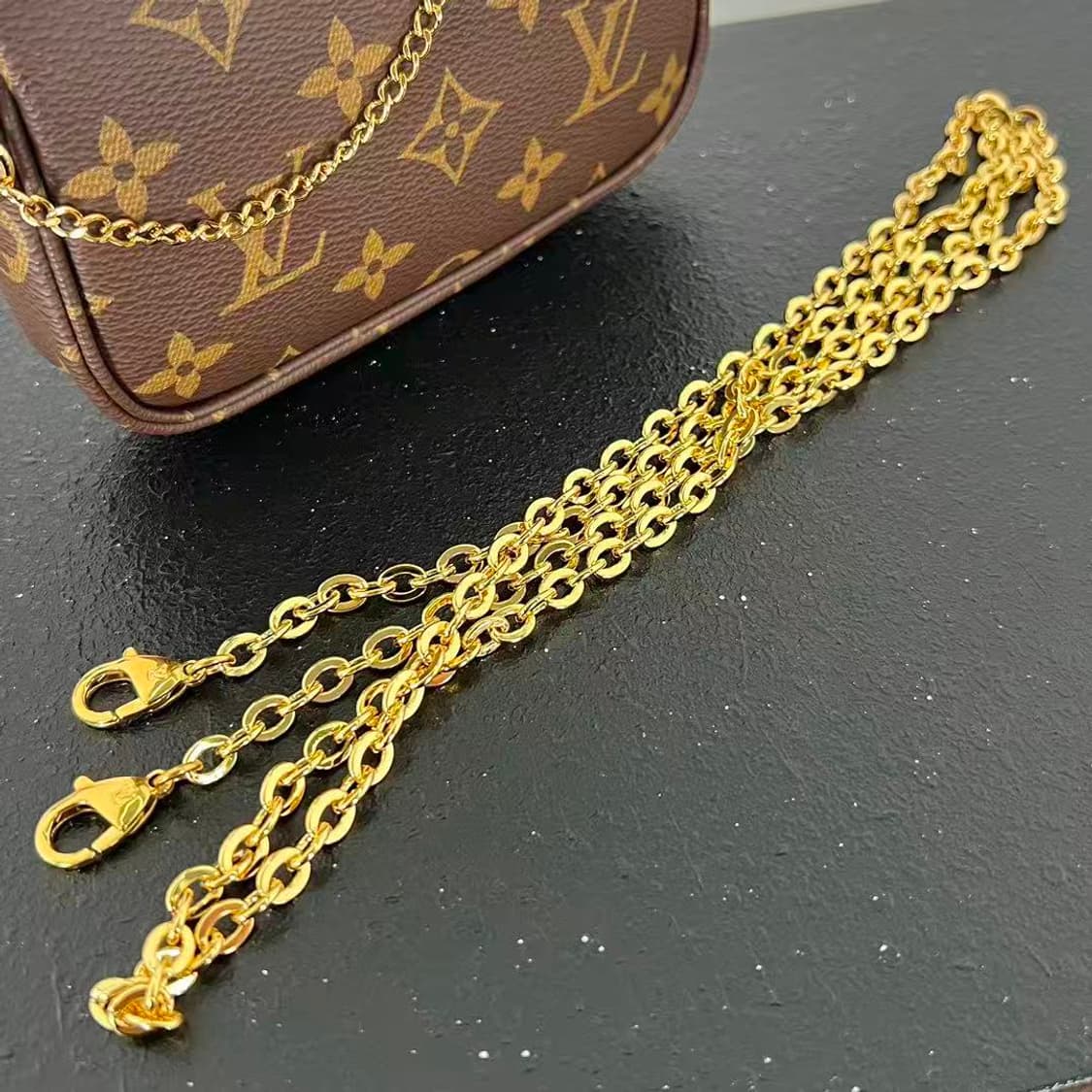 루이비통 미니 포쉐트 악세수아 모노그램 상품이미지4