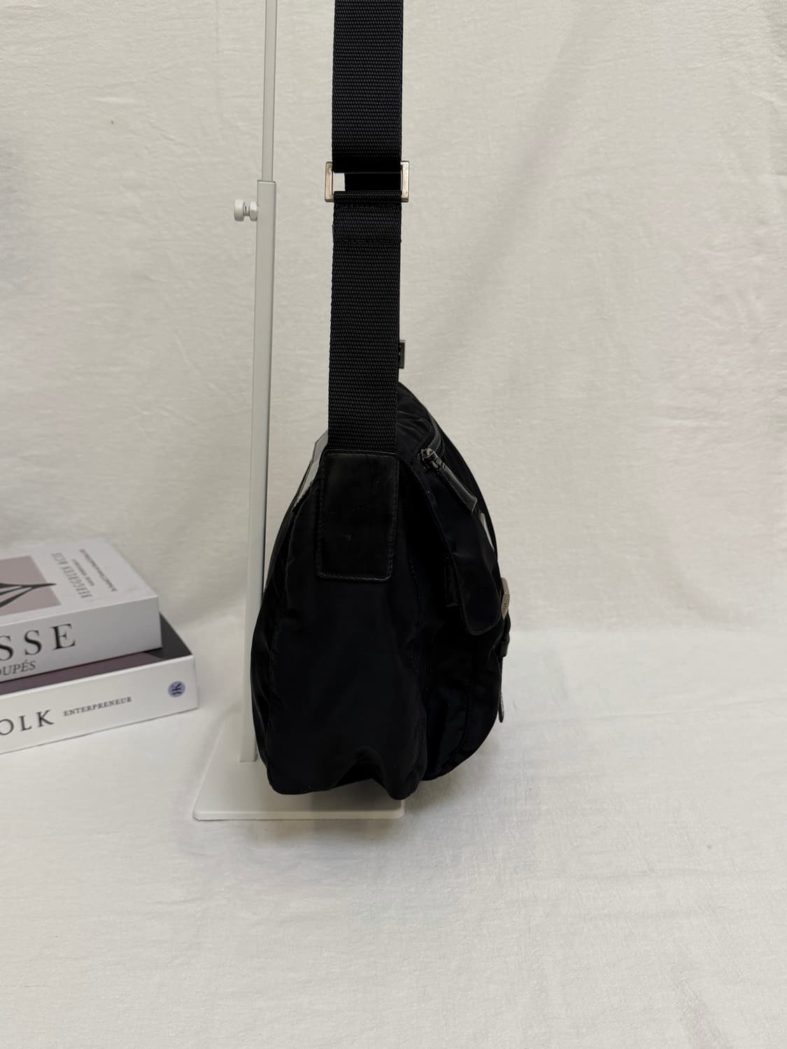 정품 프라다 포코노 나일론 주우재백 메신저백 크로스백 상품이미지5