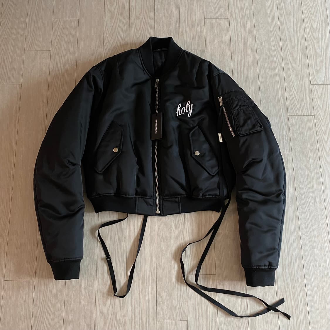 [42] 앤드뮐미스터 Lea ‘holy' 크롭 봄버 자켓 상품이미지1