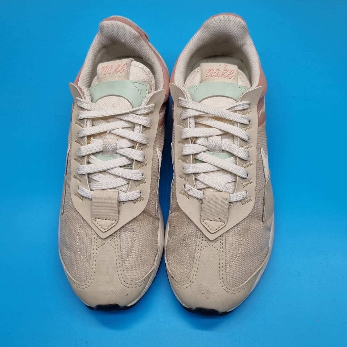 나이키 에어맥스 프리데이 여성운동화240  상품이미지2