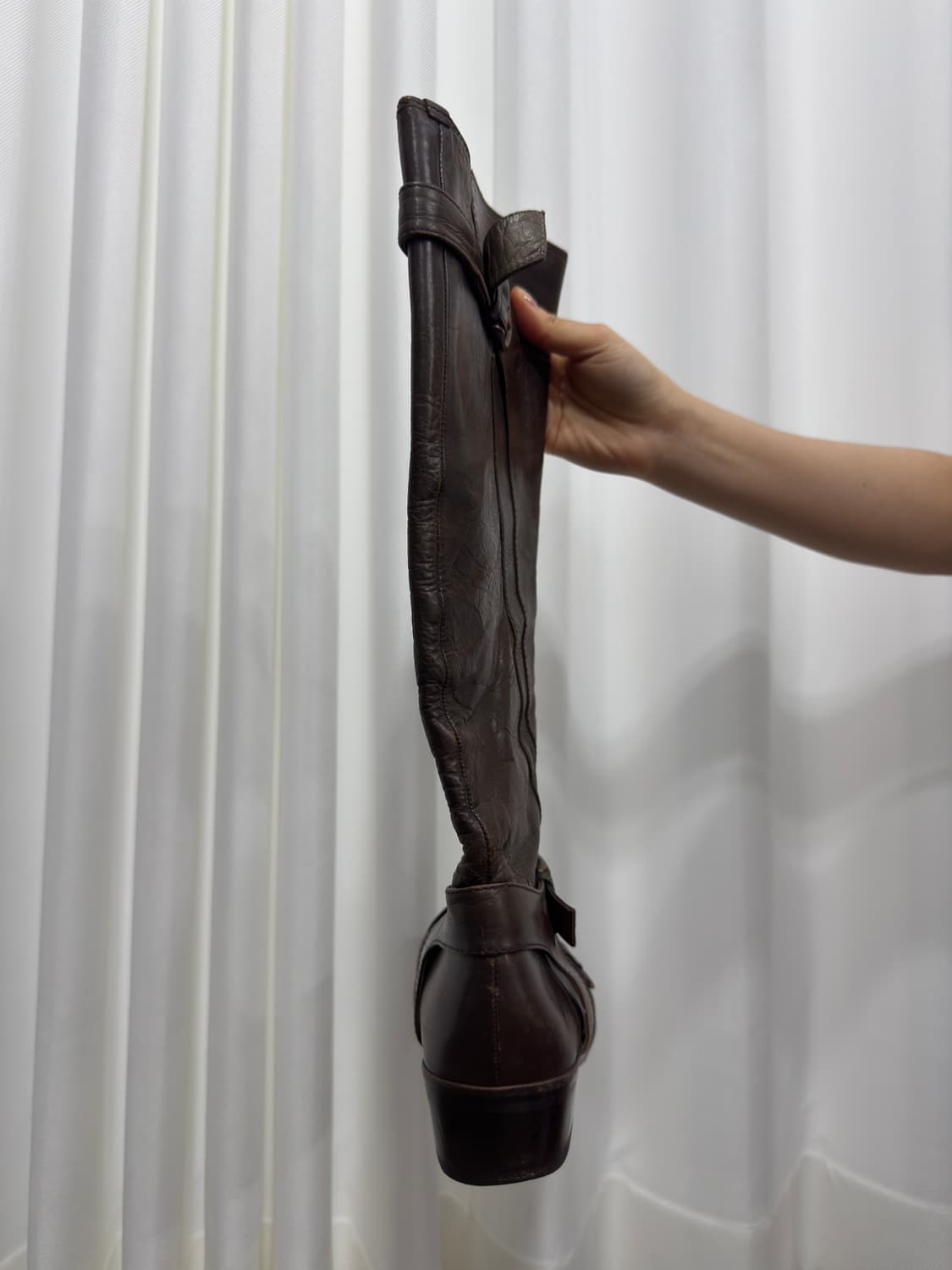 vibram brown buckle leather boots 상품이미지4