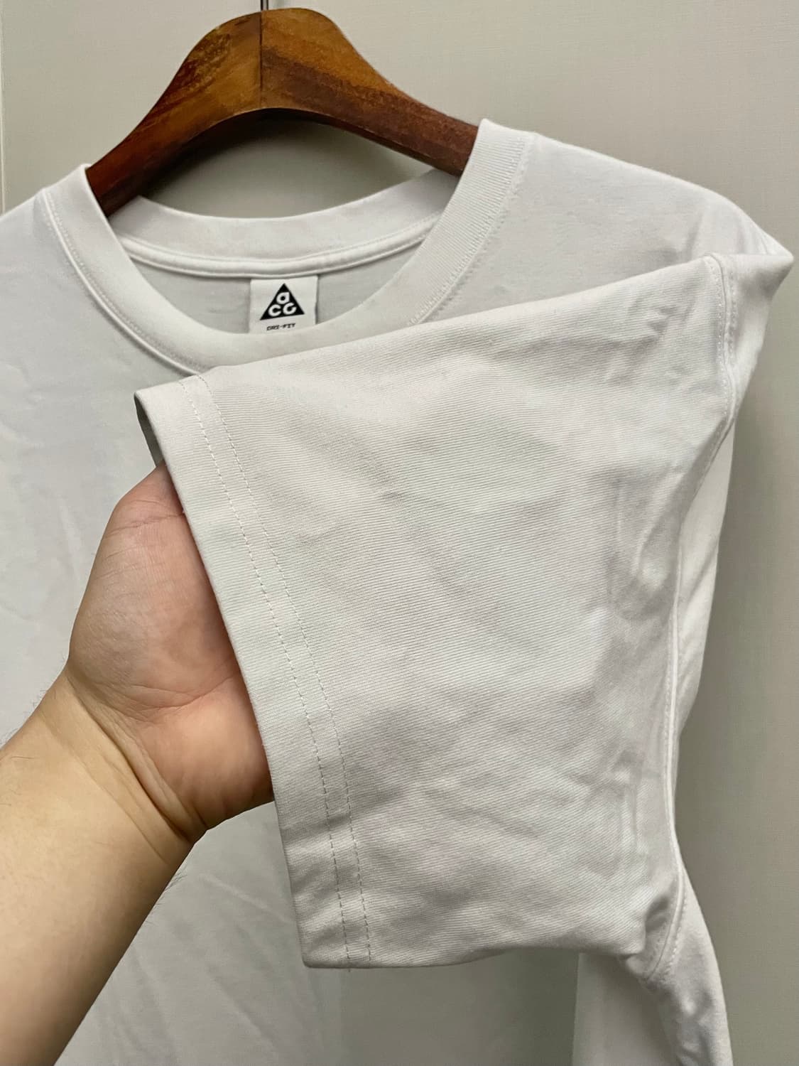 (XL)나이키 ACG 자수 로고 드라이핏 반팔티셔츠 화이트 상품이미지7