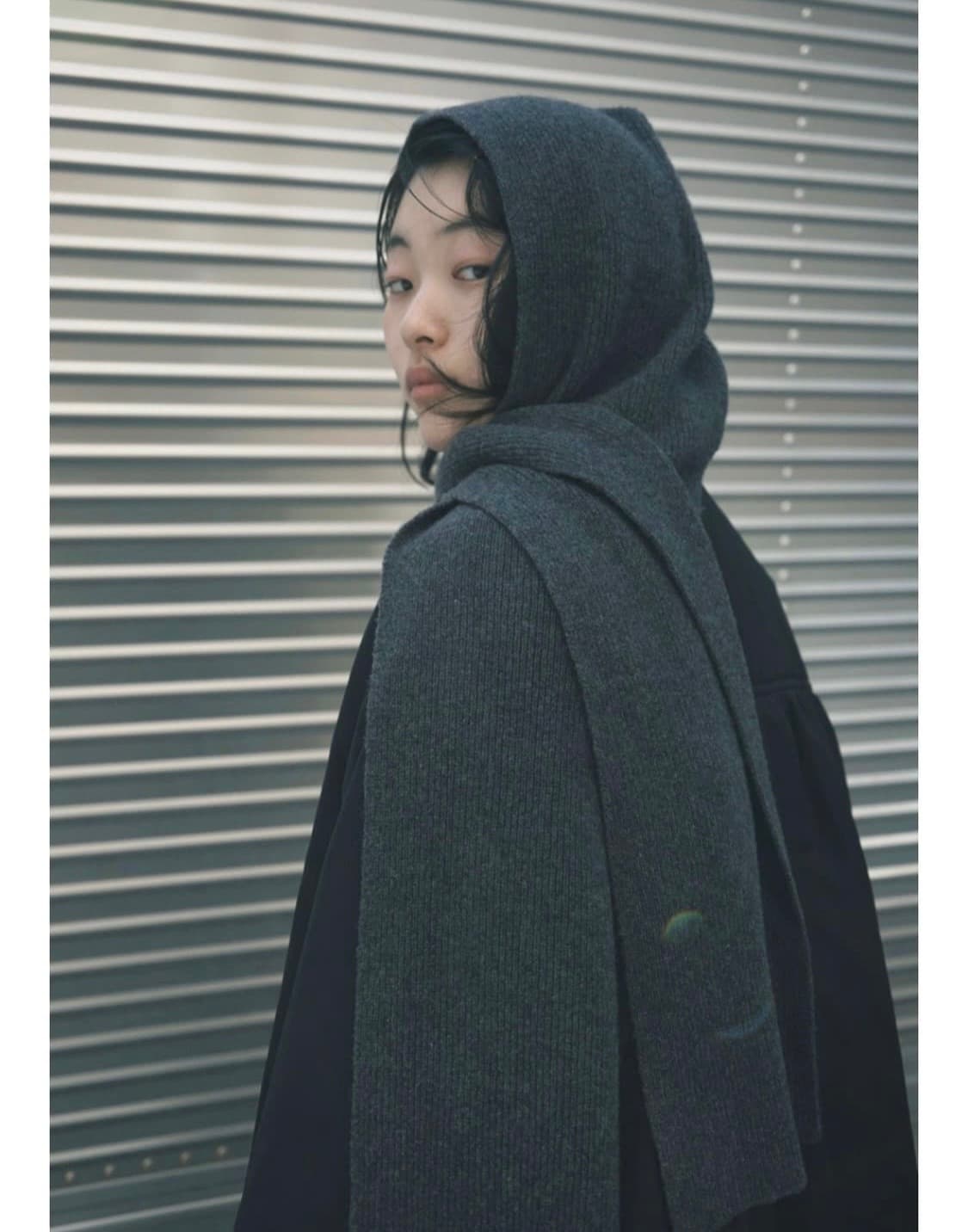 코스모스 cosmoss 울 후드 머플러 차콜 상품이미지1