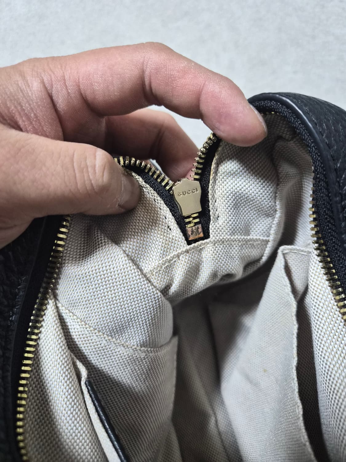 구찌 디스코 크로스백 상품이미지3