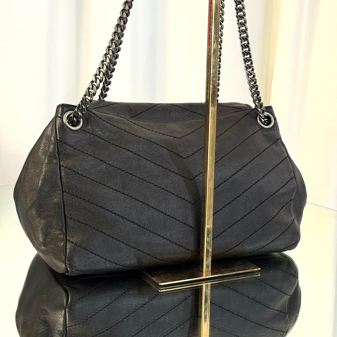 입생로랑 니키백 미디움 블랙 신형  상품이미지8