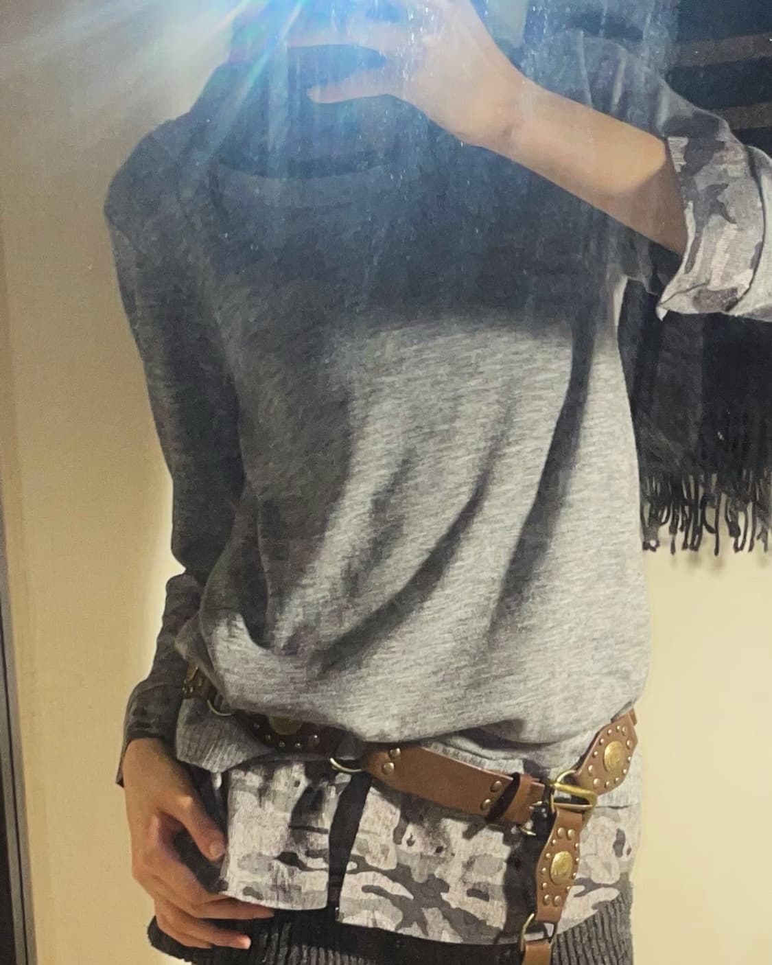 카모 포인트 그레이 니트 롱슬리브 상품이미지2