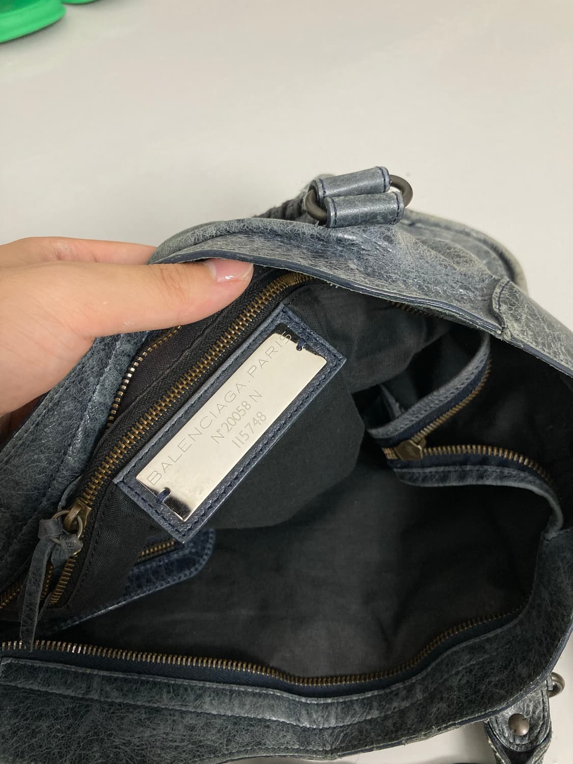 발렌시아가 빈티지 모터백 상품이미지7