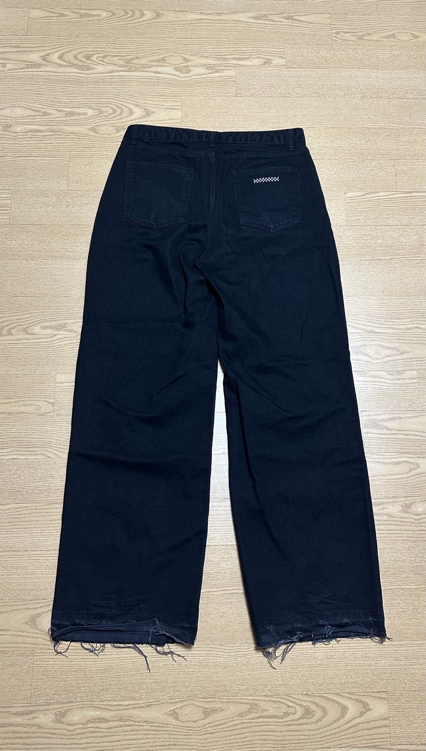 준느 p16 데님 블랙 L사이즈 상품이미지2