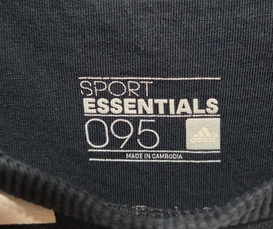 아디다스 에센셜 빅로고 검정 맨투맨 상품이미지3