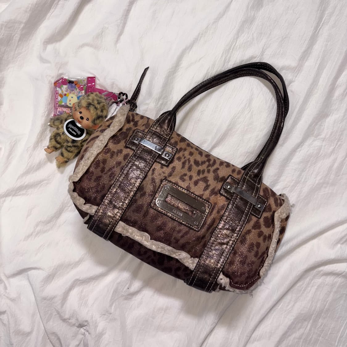 Guess leopard shoulder bag 상품이미지1