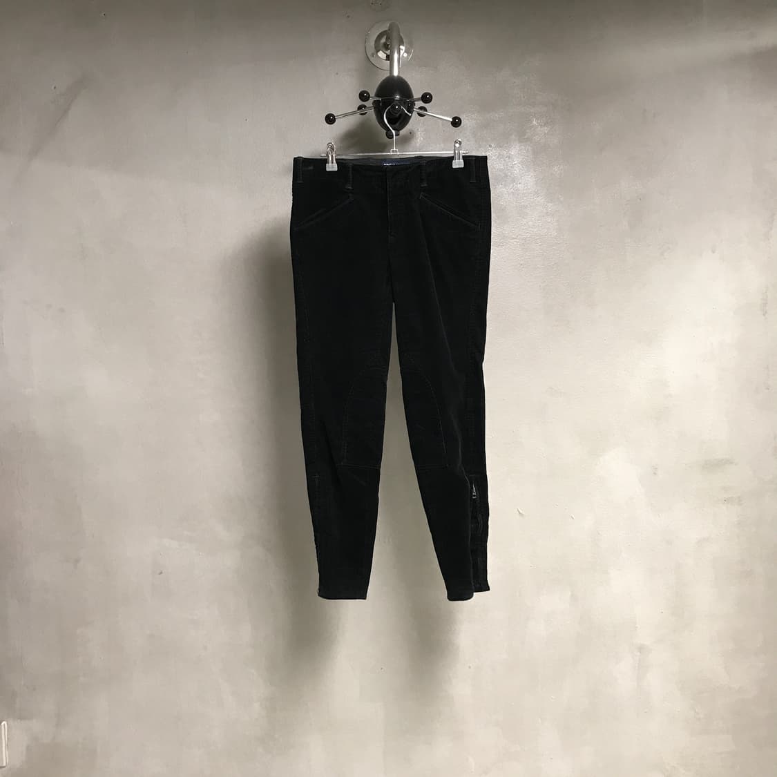 폴로 랄프로렌 블랙 코듀로이 팬츠 4(W) 상품이미지1