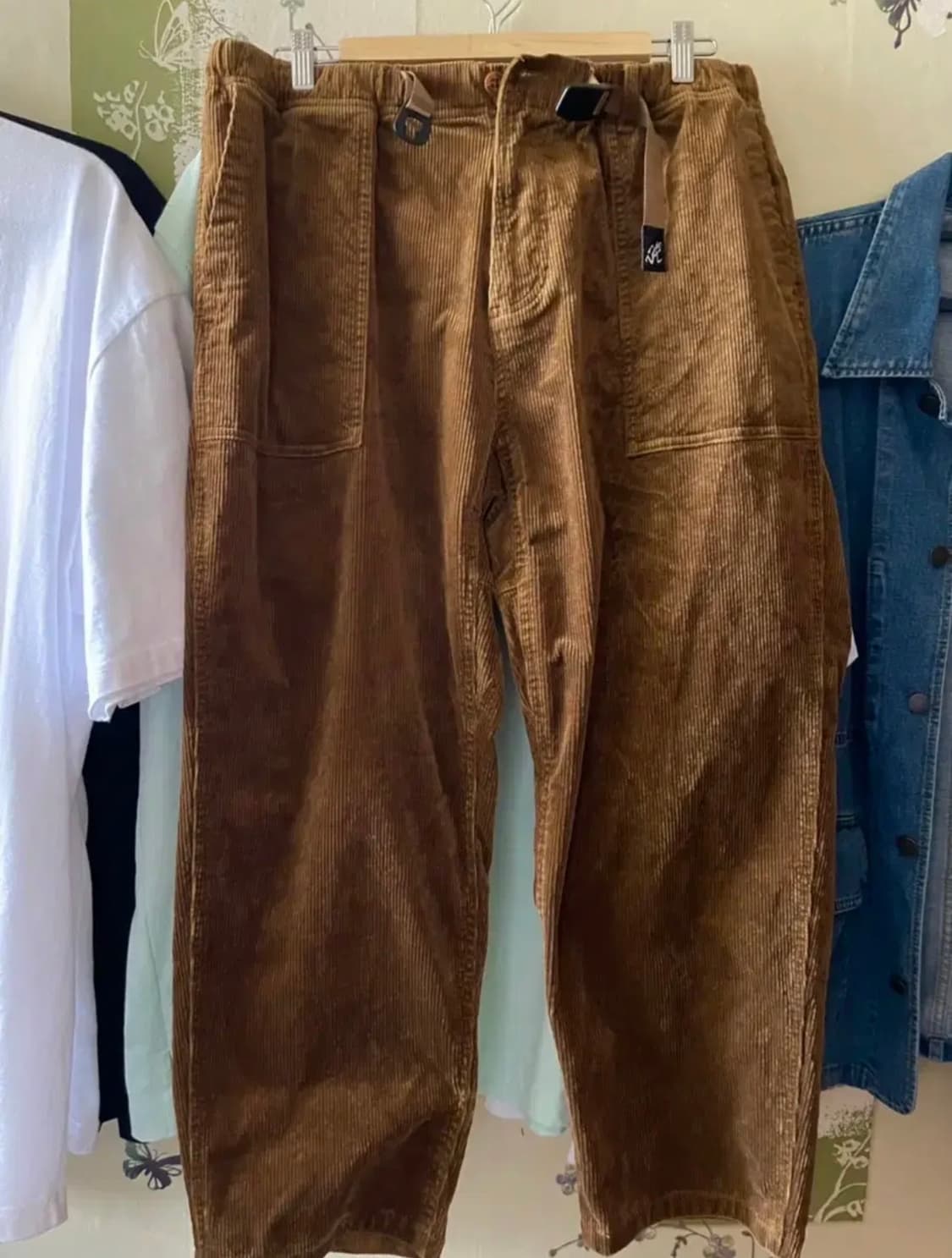 그라미치 루즈테이퍼드 코듀로이 브라운컬러 XL사이즈 상품이미지1