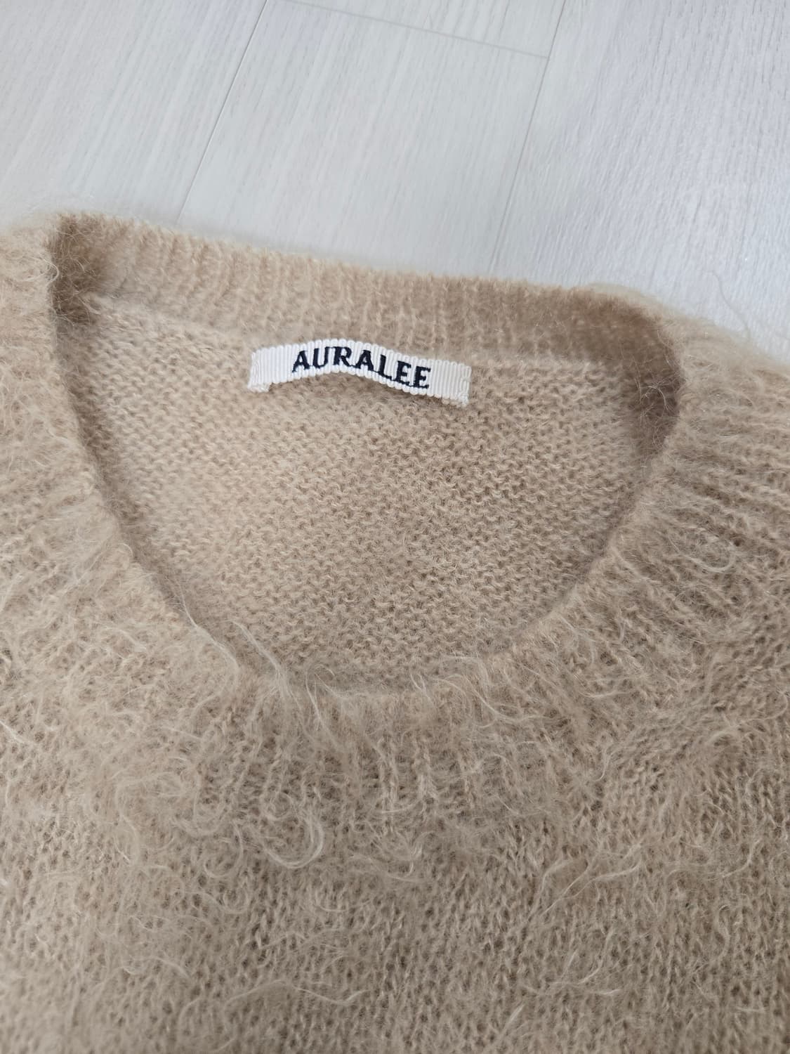 23FW 오라리 슈퍼 키드 모헤어 니트 베이지 A23AP02KM 상품이미지2