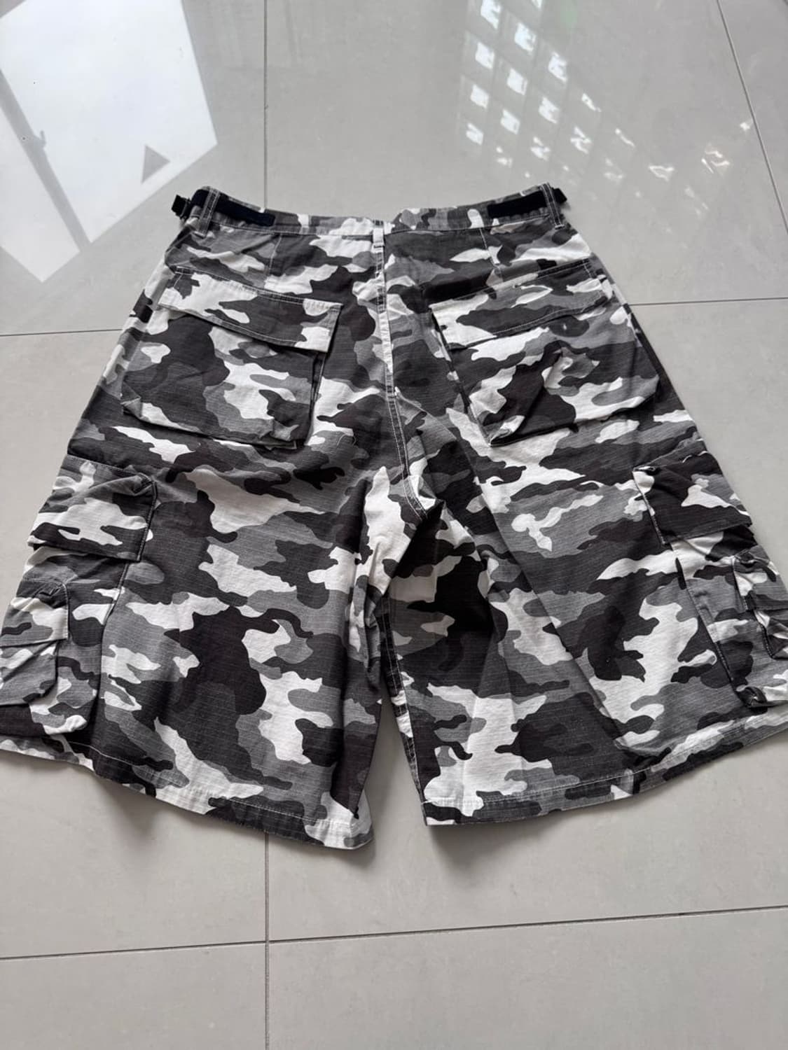 CARGO SHORTS 카모플라주 카고 반바지 상품이미지4