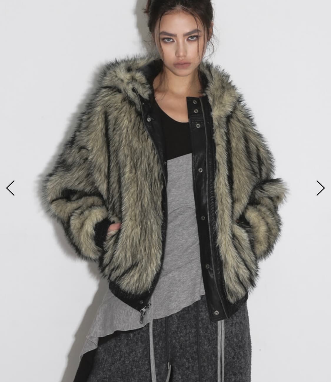 SANDRIC 리버시블 퍼 레더 점퍼 (거의 새상품) 1회 착용  상품이미지1