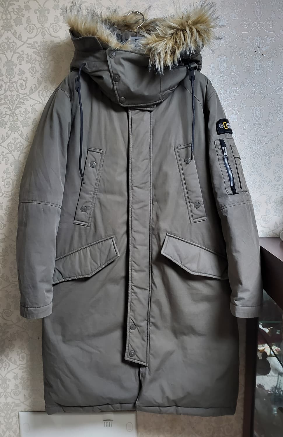 내셔널지오그래픽 구스다운 야상패딩 상품이미지1