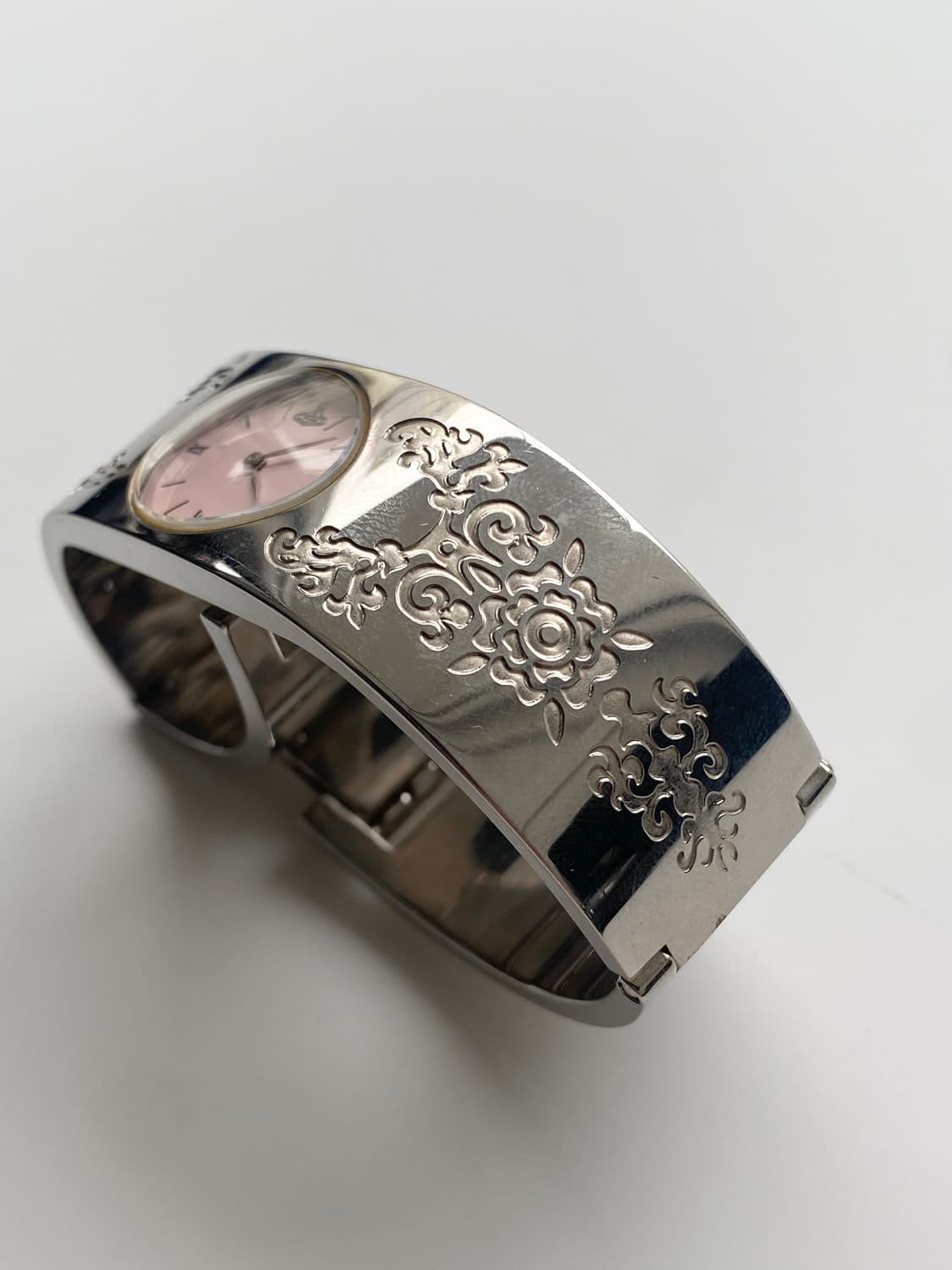 [Vivienne westwood] 뱅글 시계 상품이미지9