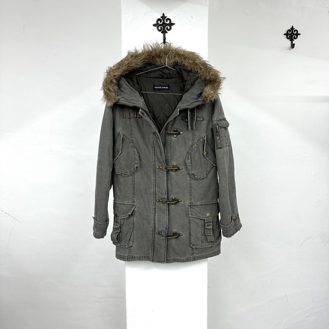 Denim buckle detail fur jacket 상품이미지4