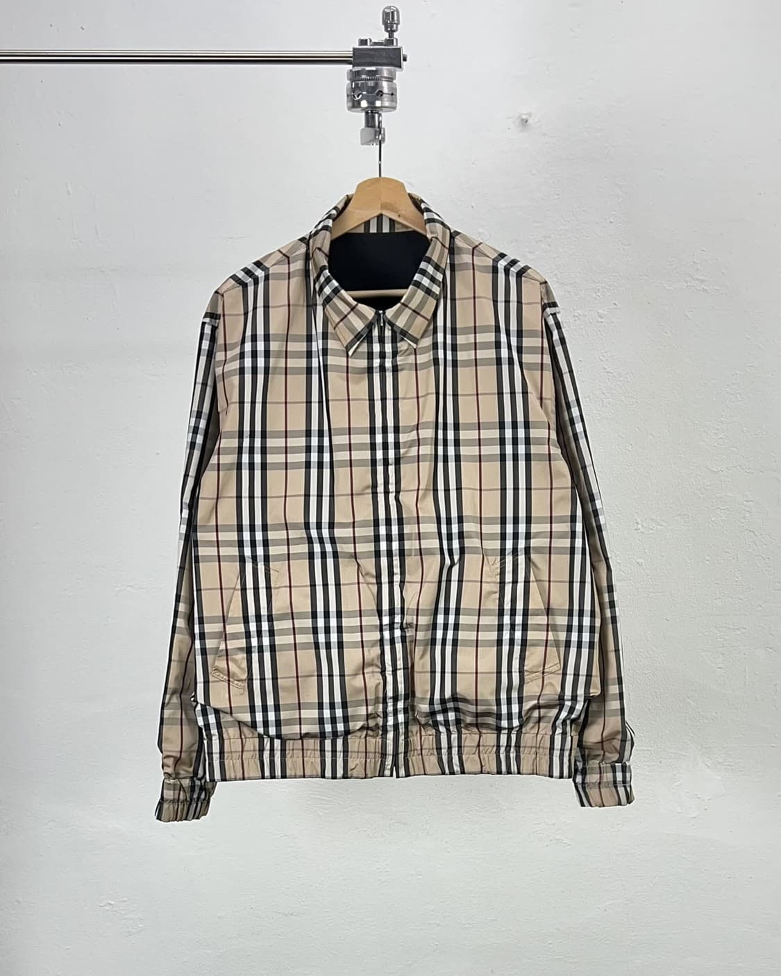 버버리 리버서블 노바 체크 카라 해링턴 자켓 상품이미지1