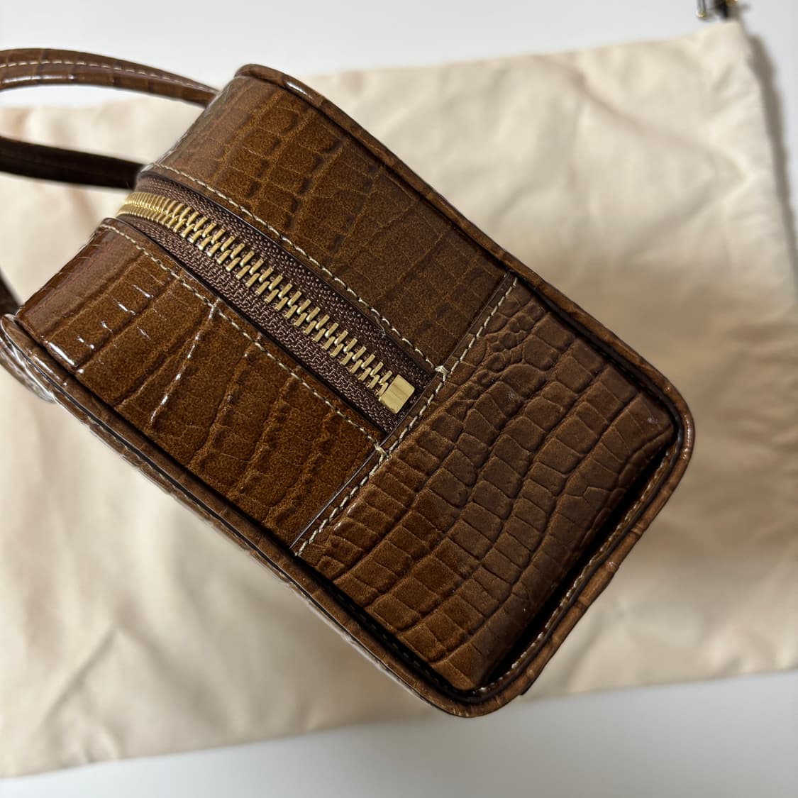 투티에 로케백 croco brown mini 상품이미지6