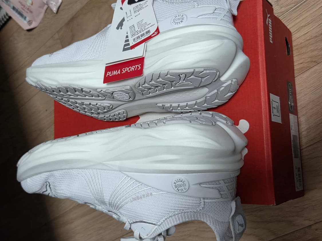 푸마 포에버런 나이트로2 와이드 260 팝니다 상품이미지4