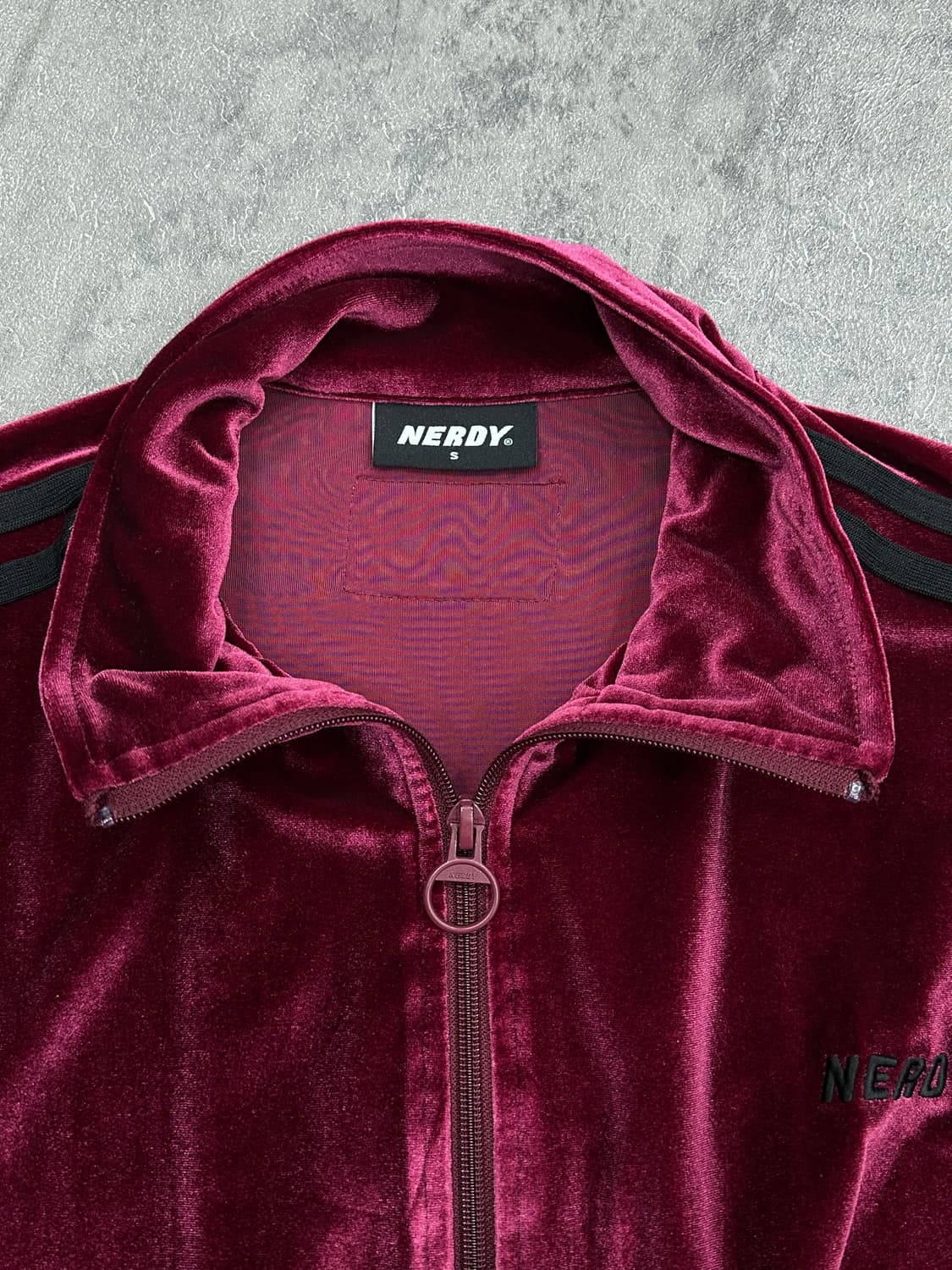 널디 벨벳 트랙 집업 상품이미지4