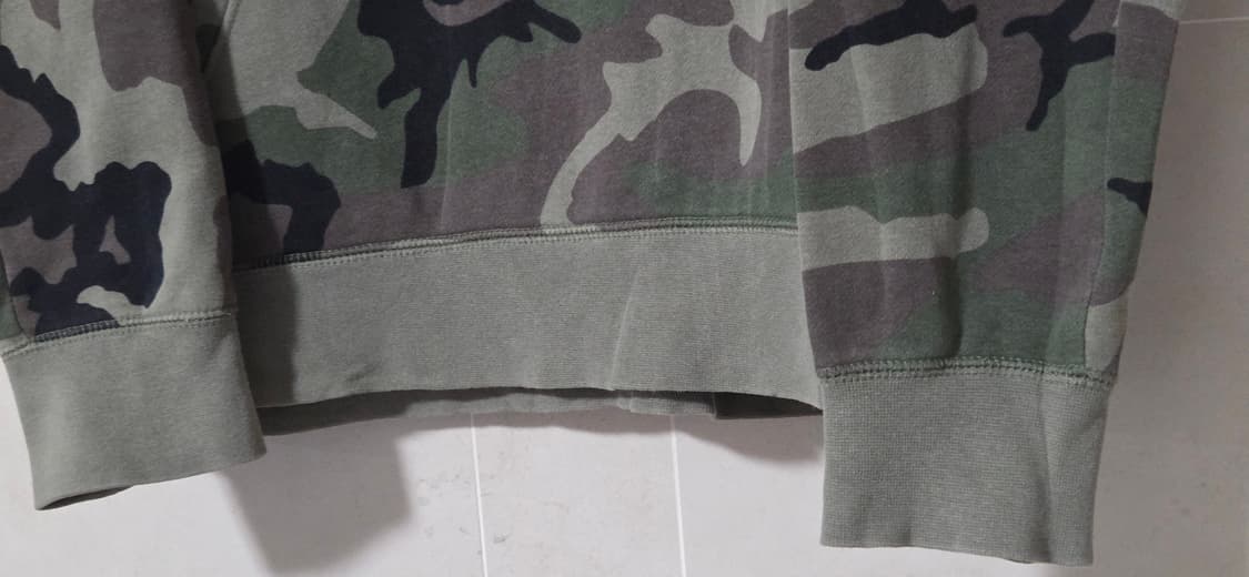 나이키 SB 카모 후디 100사이즈
택포 상품이미지5