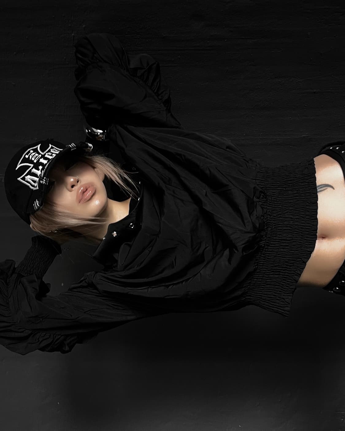 black blouse 상품이미지4