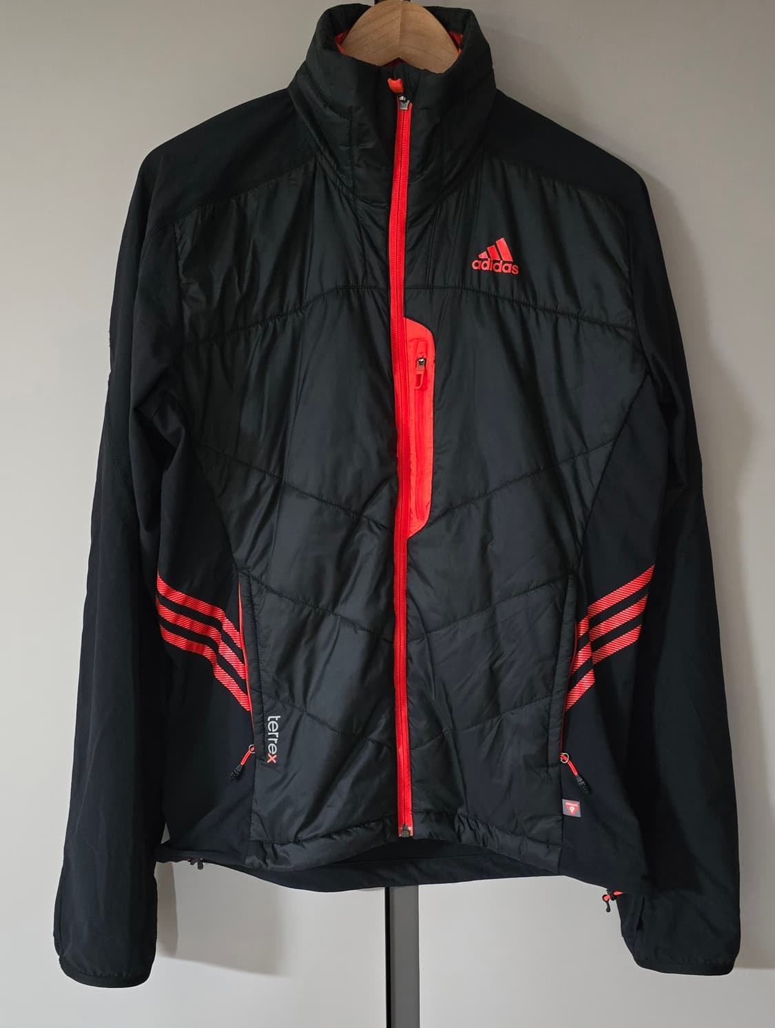 아디다스 남성 테렉스 스카이클라임재킷.
싸이즈 100 상품이미지1