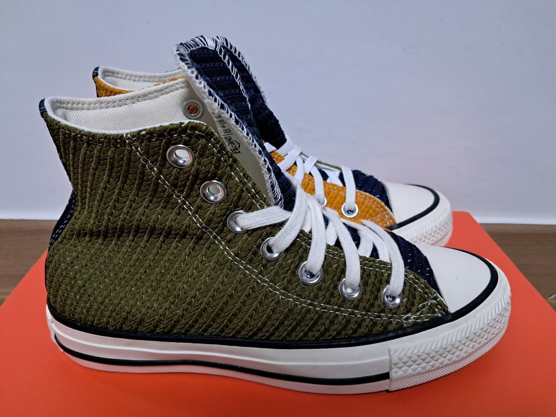 컨버스 스니커즈 220 상품이미지1