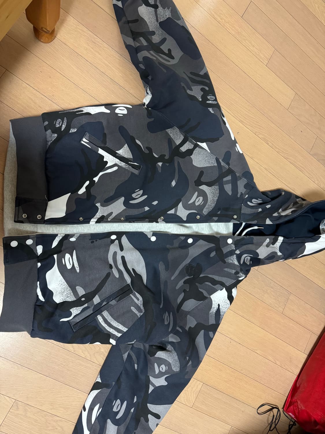 [XL]에이프 리버시블 버튼 카모 후드 자켓 상품이미지3