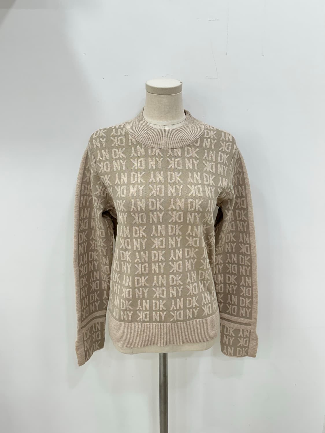 도나카란 골프 여성 니트 상품이미지1