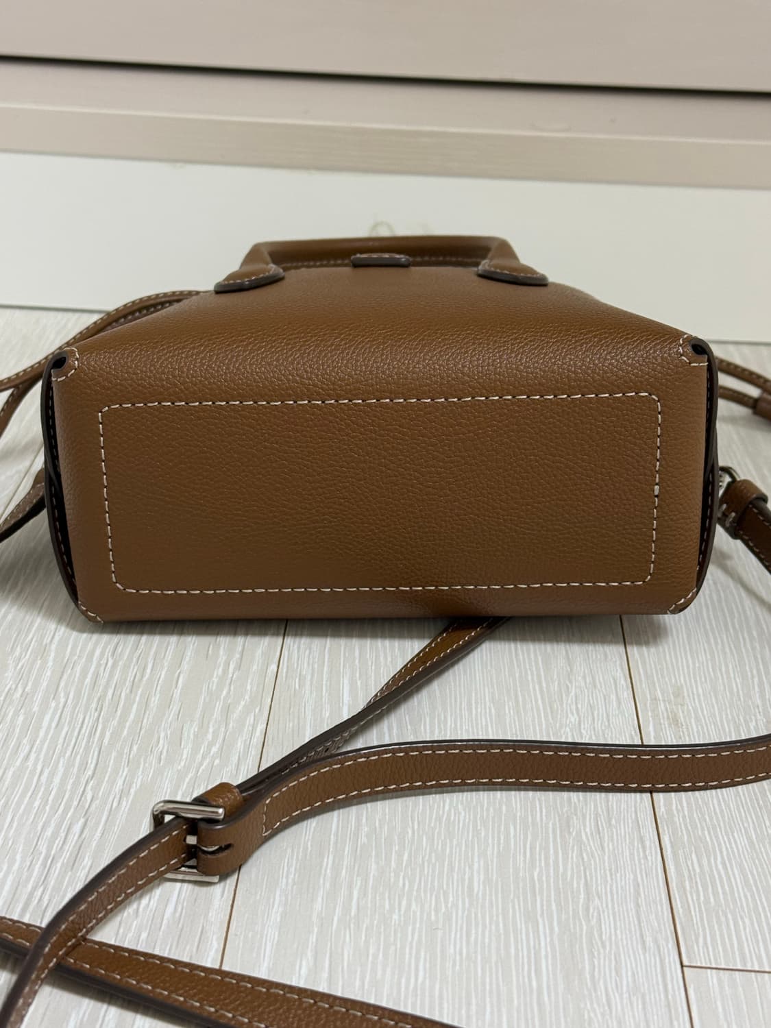 분크 토크 헐밋 스몰 카멜 크로스백 상품이미지3