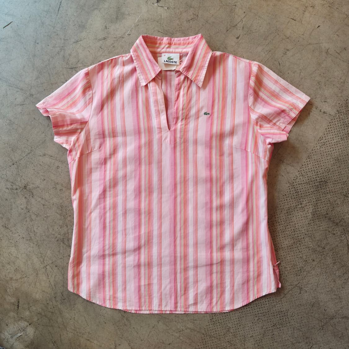 재팬 Lacoste 핑크 멀티 스트라이프 브이넥카라 셔츠 상품이미지3