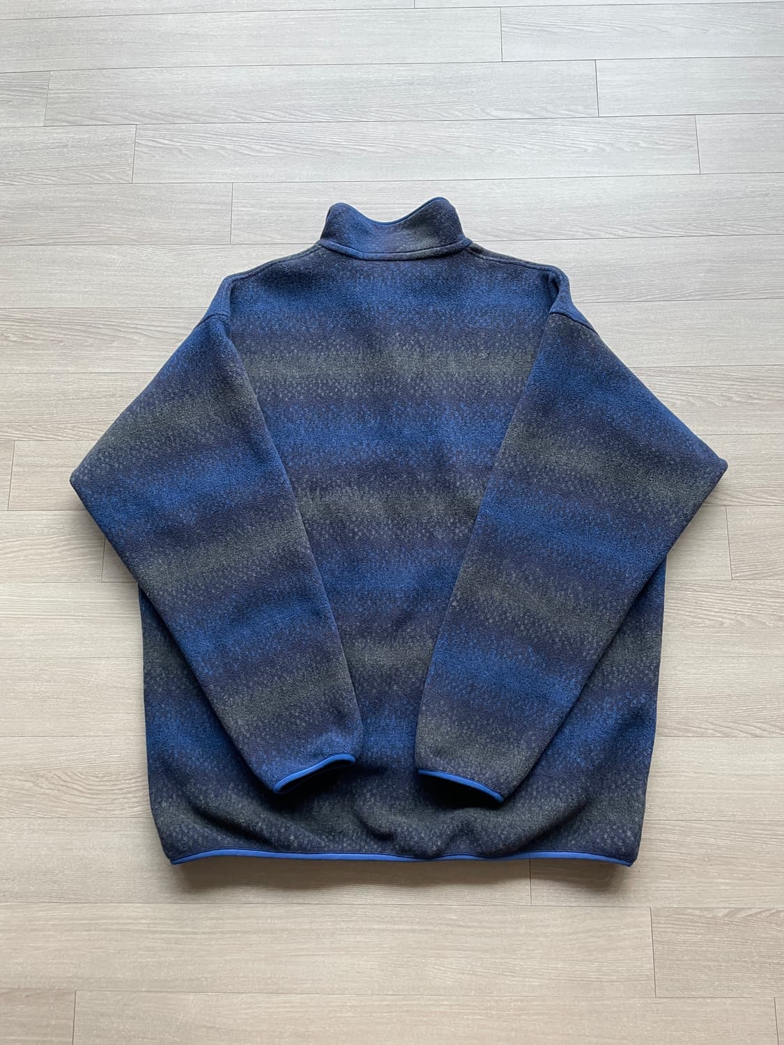 파타고니아 신칠라 블루 스트라이프 플리스 patagonia 상품이미지2