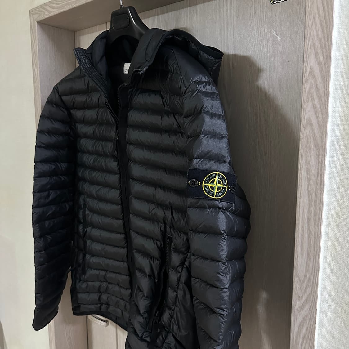 스톤아일랜드 룸우븐 경량패딩 L 상품이미지2