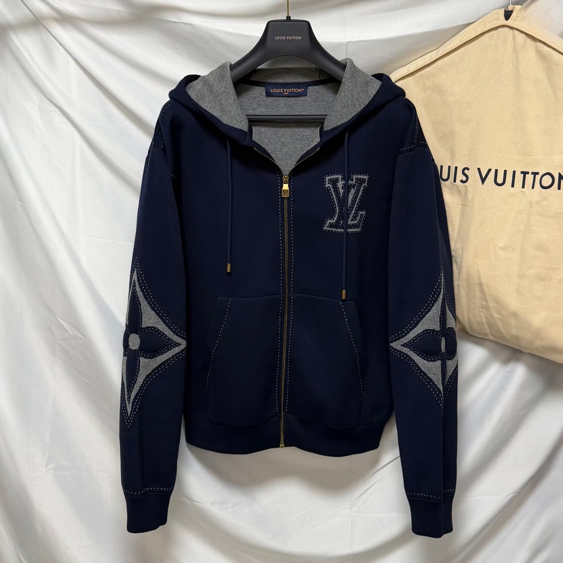 [미사용/XL] 24FW 루이비통 인타르시아 헤비코튼 후드집업 네이비 상품이미지1