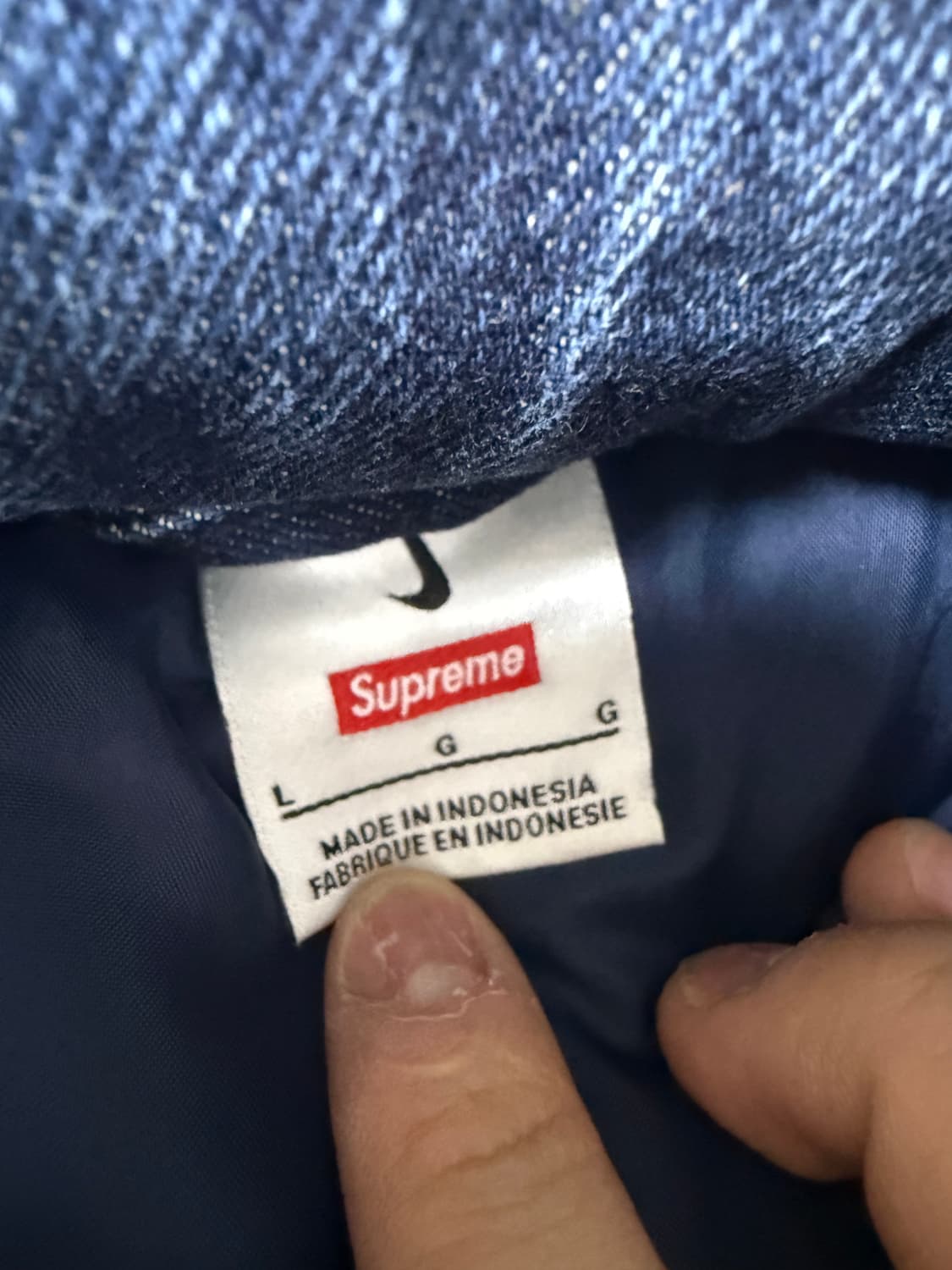 슈프림x나이키 데님 퍼퍼 베스트 인디고 L사이즈 판매합니다 상품이미지4