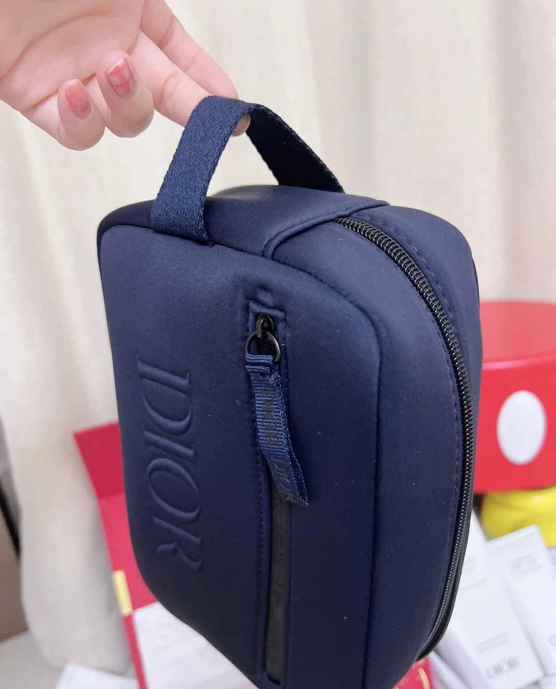 디올뷰티 스트랩 파우치 상품이미지2