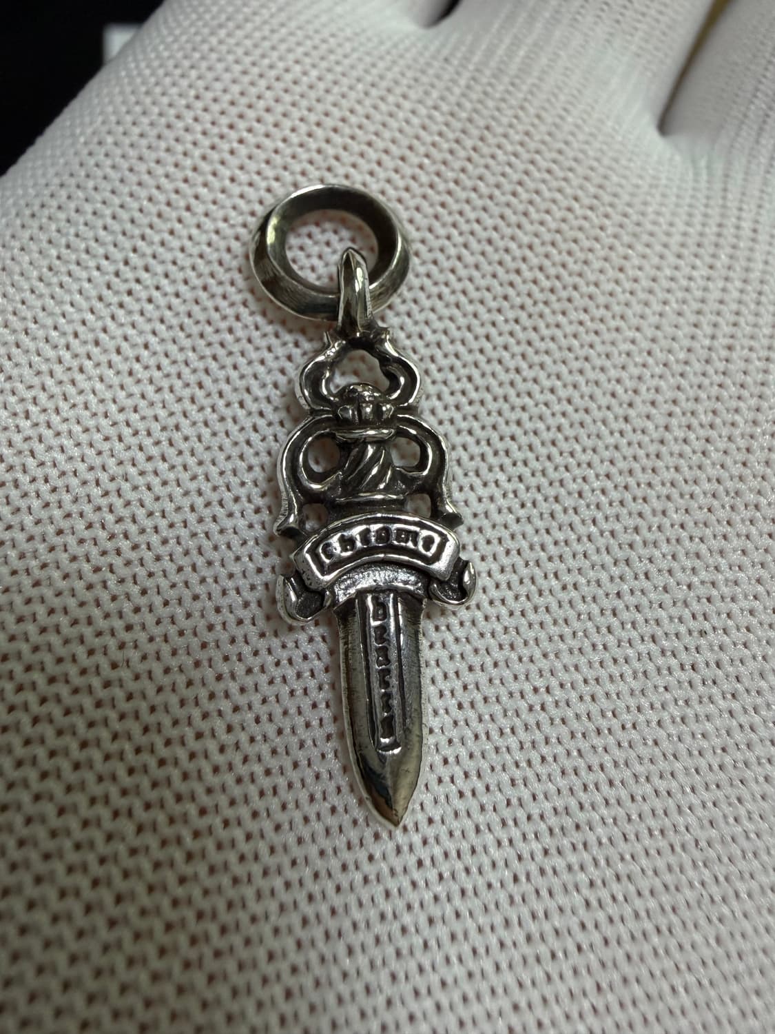 [새상품] 크롬하츠 5대거 참 펜던트 상품이미지2