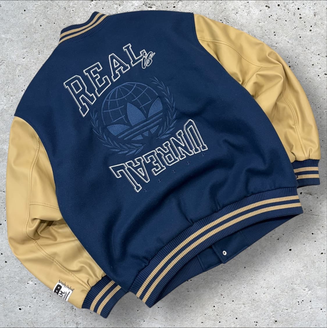 [XL] 아디다스 네이비/베이지 MC 스타디움 자켓 B951 상품이미지2