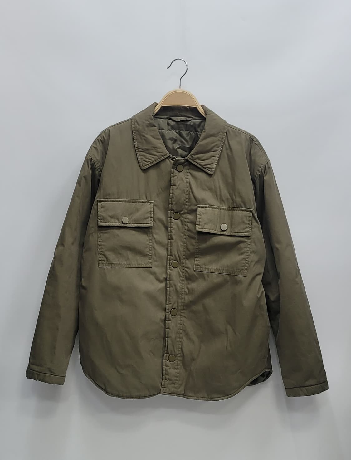 8세컨즈 21FW  에잇세컨즈 셔츠형 오버핏 패딩 자켓 / 남 XL 
 상품이미지1