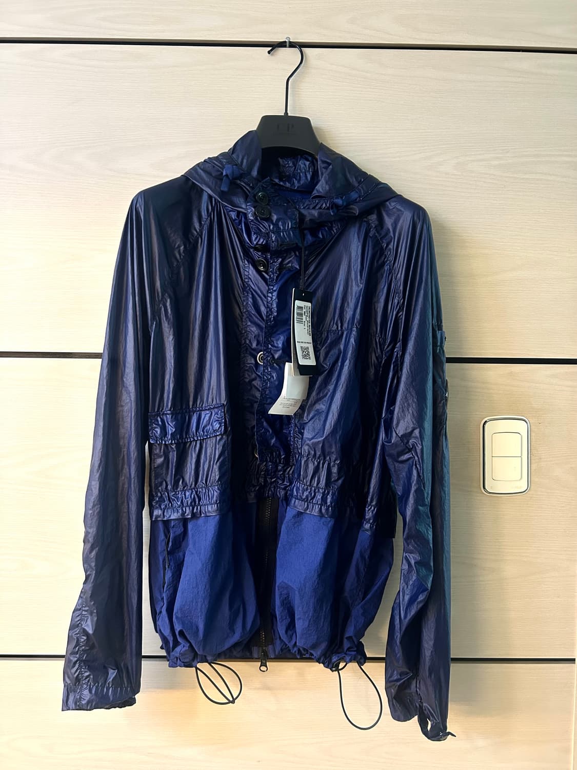 Cp Company 렌즈와펜 타일론 믹스드 후드 자켓 새상품 상품이미지1