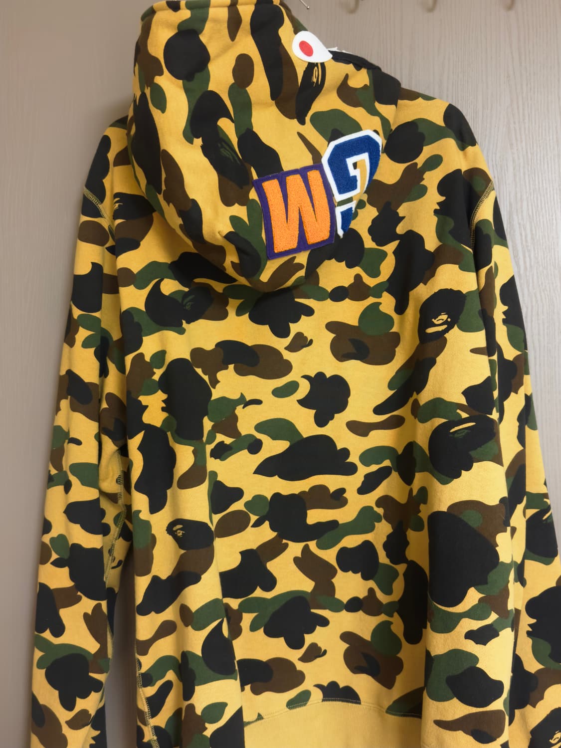 베이프 황계 샤크 카모 후드집업 XL 상품이미지2