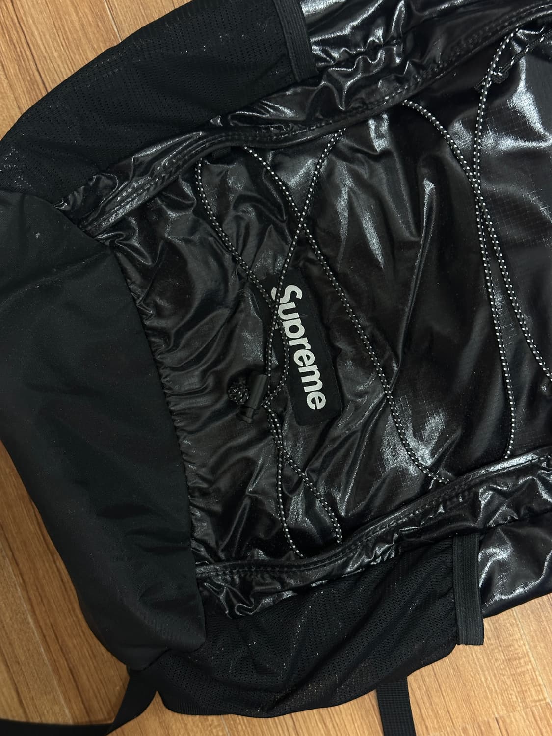 슈프림 17fw 유광 원웨이 백팩 상품이미지8