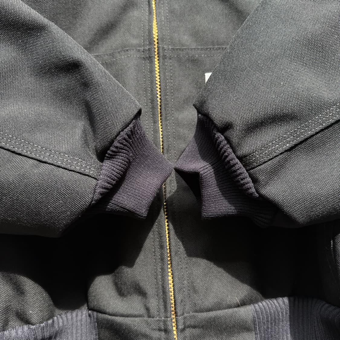 칼하트 J133 액티브 자켓 블랙 상품이미지6