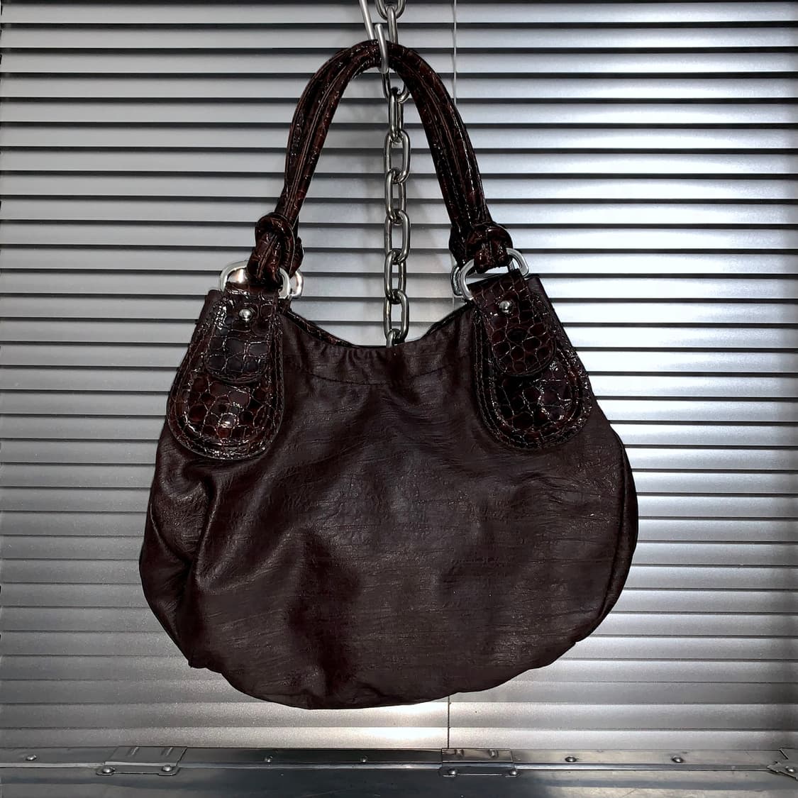 00s 빈티지 게스 브라운 크록 & 스터드 가방 상품이미지6