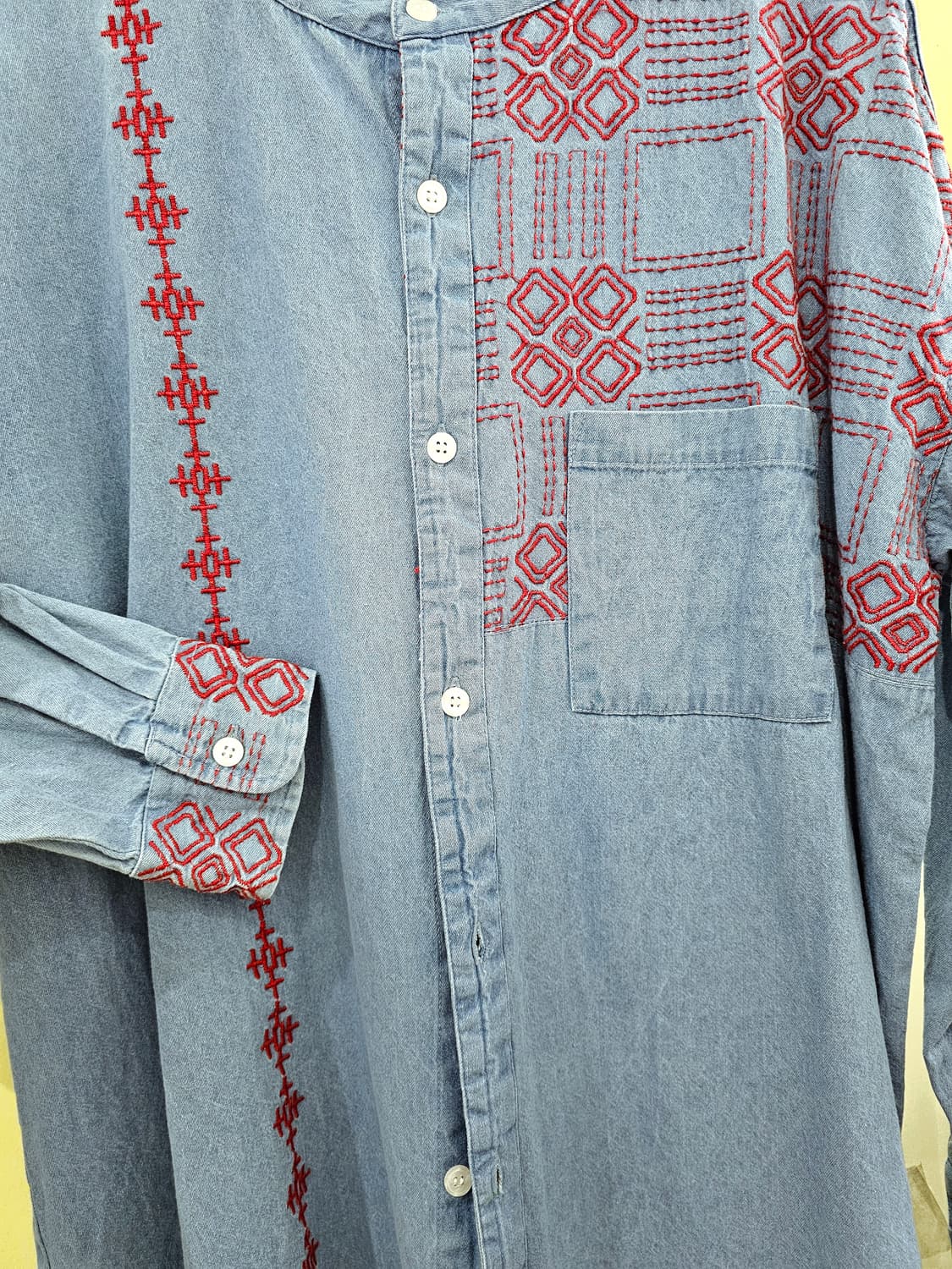 India 헨리넥 자수 데님셔츠 상품이미지3