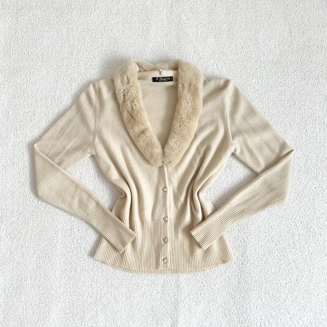 라떼갸루 라떼맛 퍼 슬림핏 가디건 상품이미지1