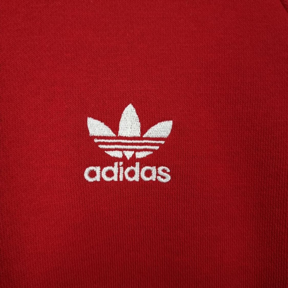 [아디다스] 불꽃 로고 자수 삼선 맨투맨 레드 M19259 상품이미지6